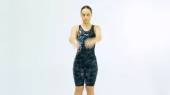 TYR Women's Venzo™ Closed Back - USA Blackout Camo -TYR Sales 1416775064 bde88379ba5103b5cb4cbdf8b8b3ad8c40188bdbcb9a1fab03425149bc764367 d 1280