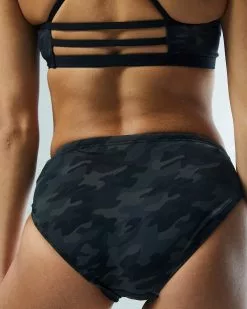 TYR Durafast Elite® Women's Classic Bikini Bottom - Blackout Camo -TYR Sales BBCA7A 022 alt10 1