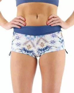 TYR Women's Della Boyshort - Pressed Flowers