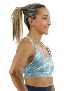 TYR Base Kinetic™ Women's Dual Strap Sports Bra - Aqueous 17 TYR Base Kinetic™ Women's Dual Strap Sports Bra - Aqueous -TYR Sales FGDSAQ3A 988 alt06