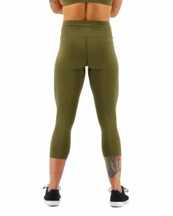 TYR Base Kinetic™ Women's High-Rise 3/4 Leggings - Solid