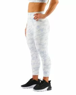 TYR Base Kinetic™ Women's High-Rise 3/4 Leggings - Whiteout Camo -TYR Sales FTTMRW3A 100 alt04