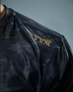 TYR Airtec™ Men's Long Sleeve Tee - Blackout Camo 18 TYR Airtec™ Men's Long Sleeve Tee - Blackout Camo -TYR Sales MPTLBC3A 001 alt07