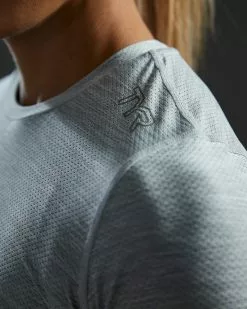 TYR Airtec™ Women's Long Sleeve Tee - Solid -TYR Sales fptlso3a 254 alt10