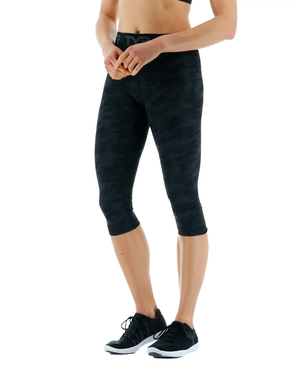 TYR Base Kinetic™ Women's Mid-Rise Logo Cropped Leggings - Blackout Camo 5 TYR Base Kinetic™ Women's Mid-Rise Logo Cropped Leggings - Blackout Camo - Image 3