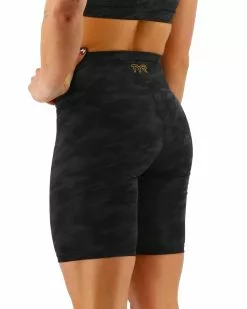 TYR Base Kinetic™ Women's High-Rise 8" Shorts - Blackout Camo 15 TYR Base Kinetic™ Women's High-Rise 8" Shorts - Blackout Camo -TYR Sales ftehsb3a 001 alt04 5