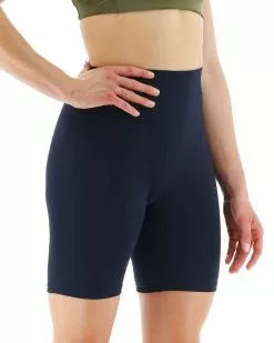 TYR Base Kinetic™ Women's High-Rise 8" Short - Solid -TYR Sales ftehss3 001 alt06 1
