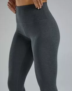 TYR Base Kinetic™ Women's High-Rise 3/4 Leggings - Solid -TYR Sales fttmrs3a 255 alt08