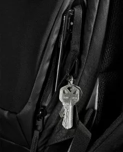 TYR Elite Team 24L Backpack 44 TYR Elite Team 24L Backpack -TYR Sales fw20 tyr elitebackpack ppocket 1