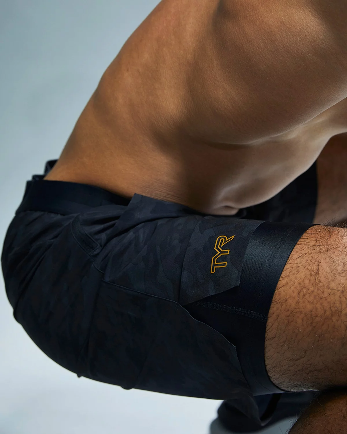 TYR Hydrosphere™ Men's Lined 7" Unbroken Shorts - Blackout Camo 13 TYR Hydrosphere™ Men's Lined 7" Unbroken Shorts - Blackout Camo - Image 11