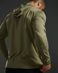 TYR Men's SunDefense Hooded Shirt -TYR Sales tsmlh7a 991 alt09