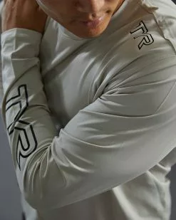 TYR Men's SunDefense Long Sleeve Shirt -TYR Sales tsmls7a 608 alt09