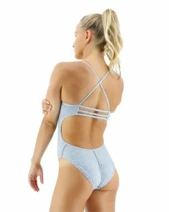 TYR Durafast One® Women's Trinityfit Swimsuit - Lapped -TYR Sales ttlap7a 019 alt03